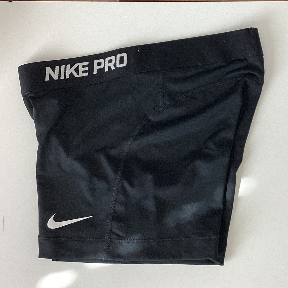 Nike Pro Women’s Black 3” shorts